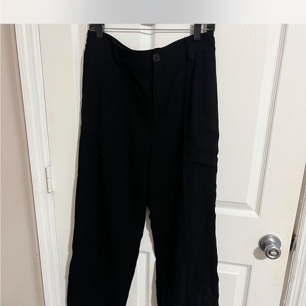 Zara Women’s Black Straight Leg Trousers